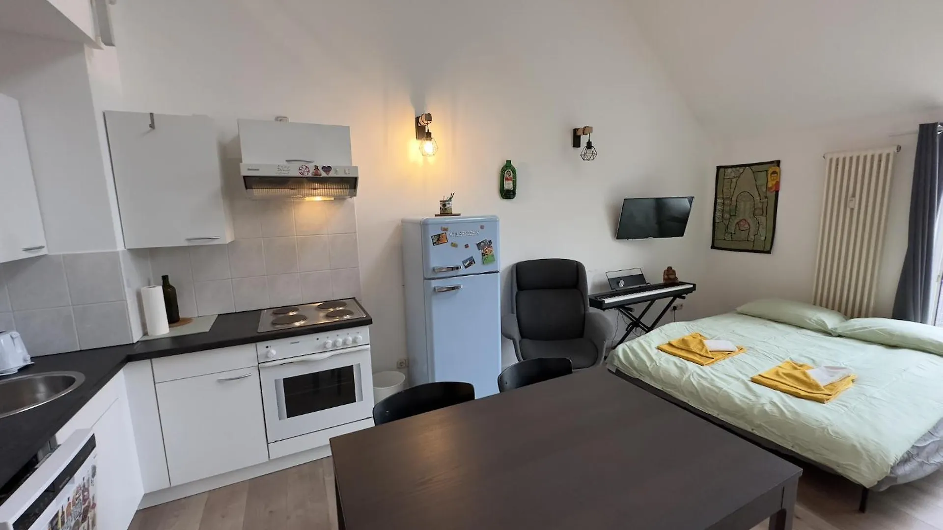Inspiring, Bright Loft - Garage, Wifi, Bicycle Apartment Berlin