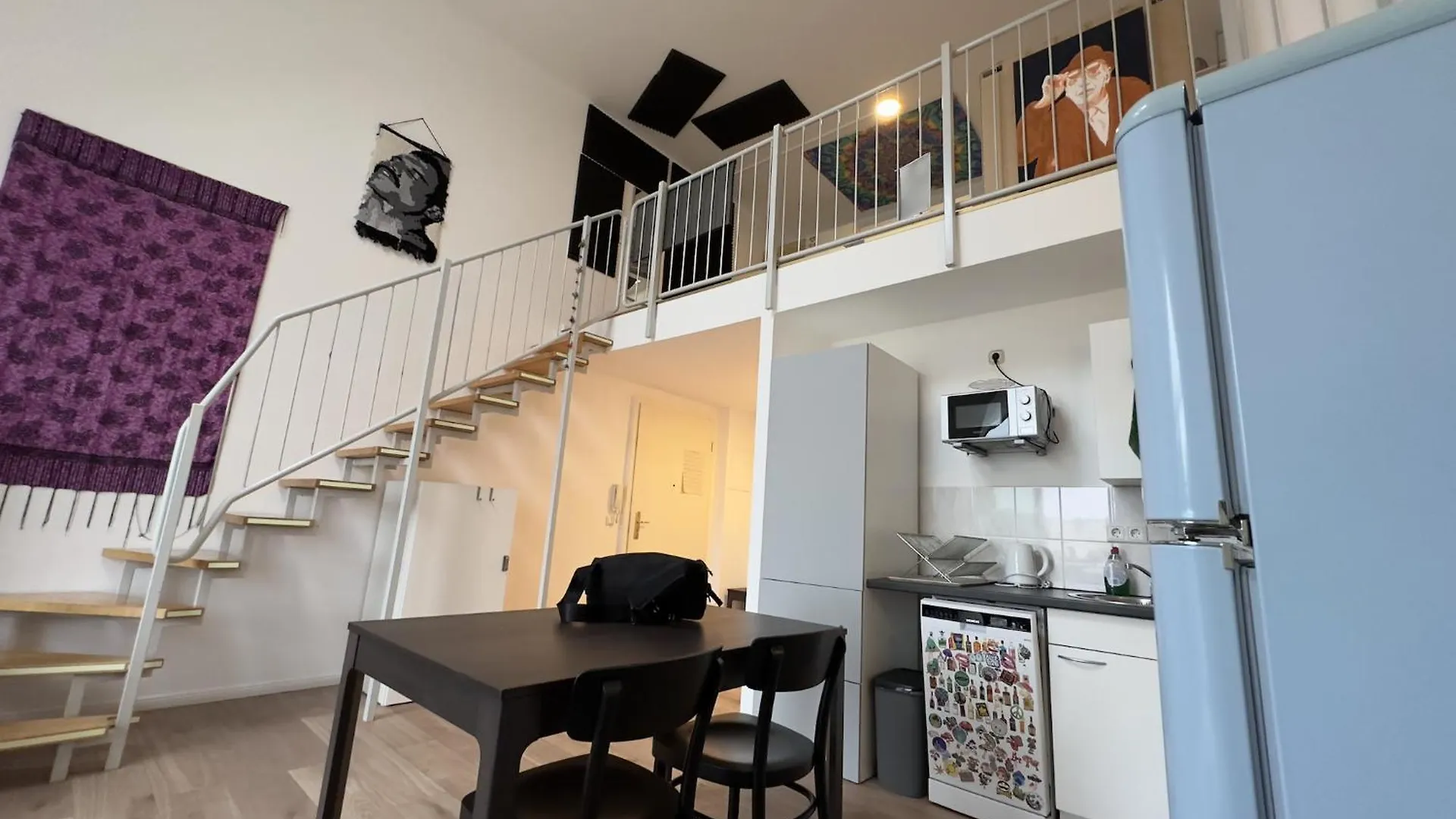 Inspiring, Bright Loft - Garage, Wifi, Bicycle Apartment Berlin Germany