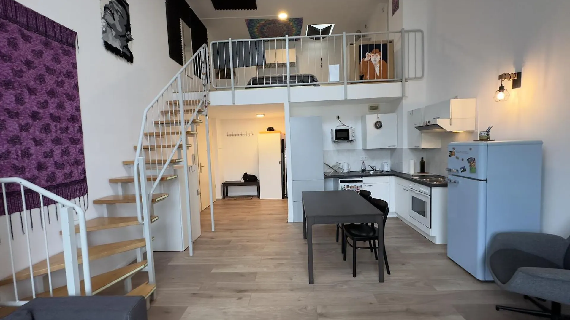 Inspiring, Bright Loft - Garage, Wifi, Bicycle Apartment Berlin Germany